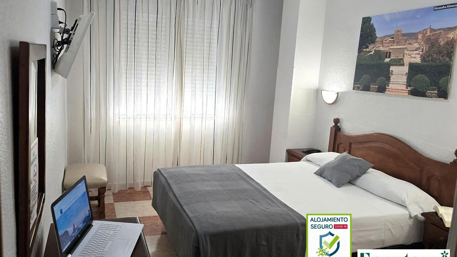 Hotel Sevilla Almería España