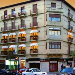Navarra 2*, Pamplona Spanje