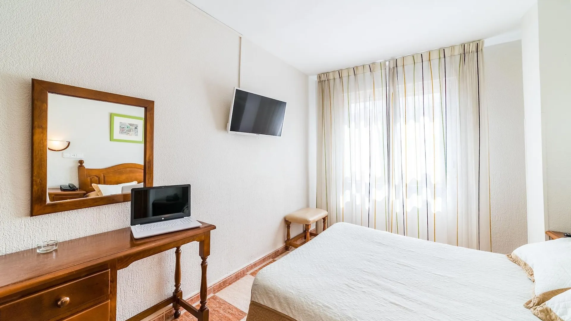 Hotel Sevilla Almeria