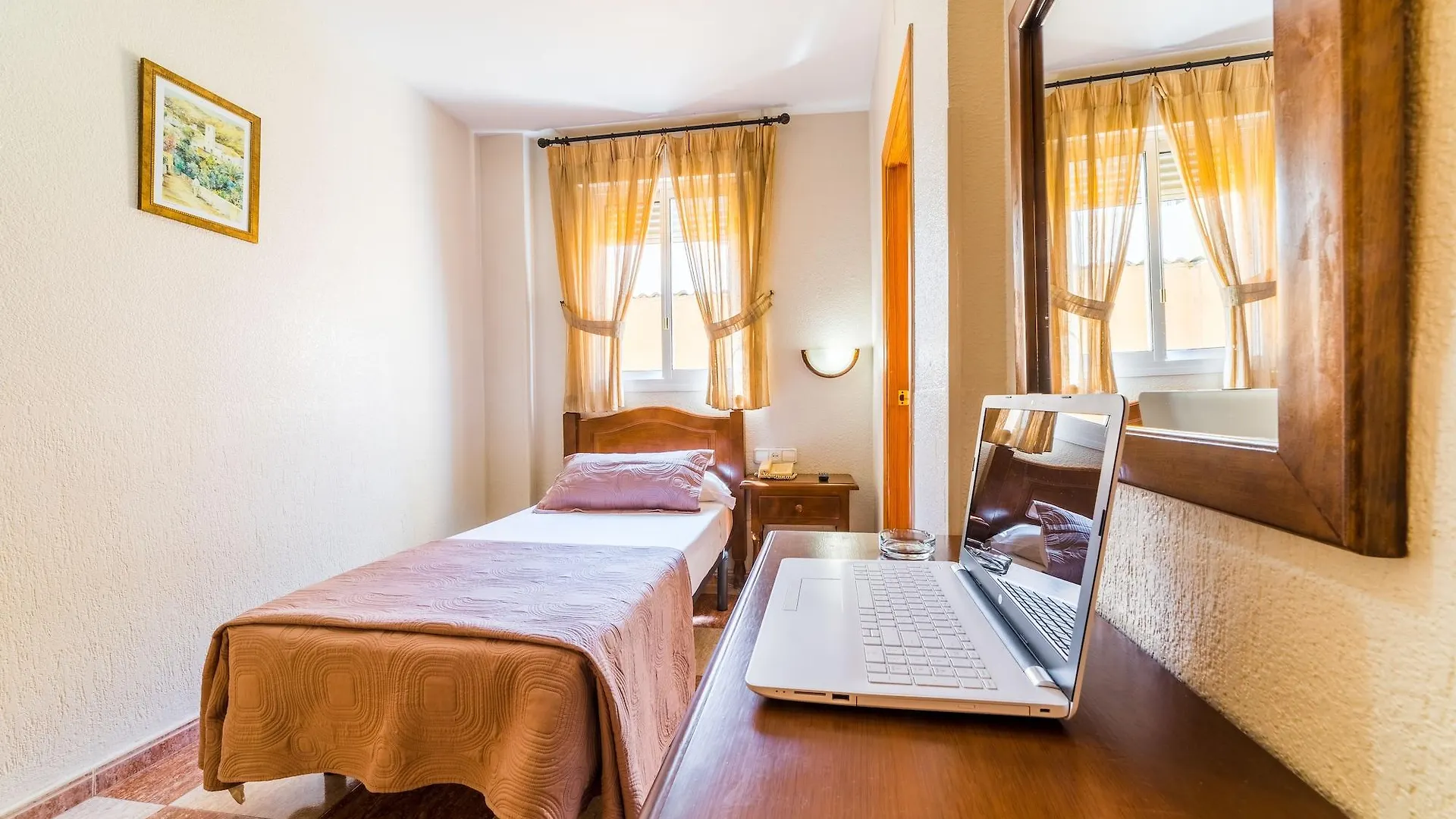 Hotel Sevilla Almeria